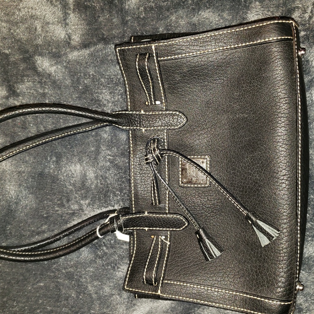 Vintage Dooney & Bourke Eastwest Tassle Tote